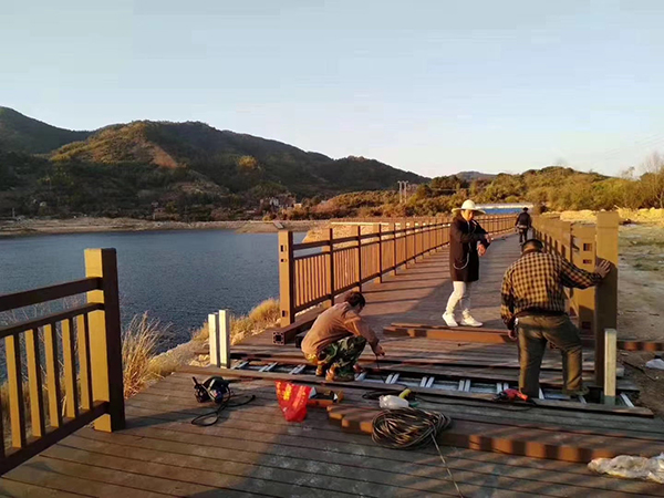 護欄、棧道、古木橋